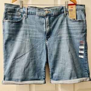 Levi's Classic Cuffed Bermuda Shorts Women’s Plus Size 24W Blue Mid Rise Slim